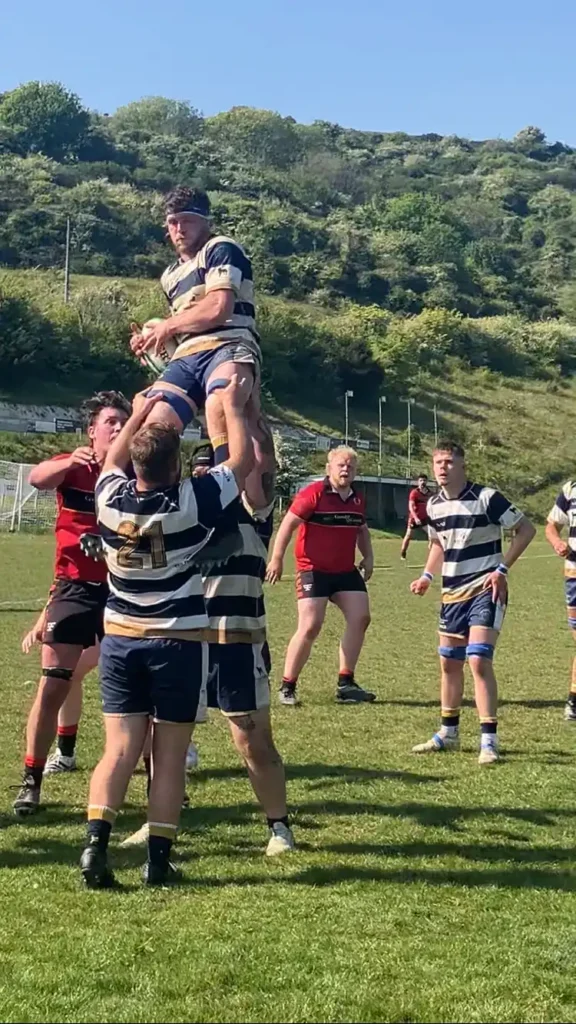 Skipper Lewy Morton takes clean lineout possession. Ventnor v Bishopston 9th May 2026